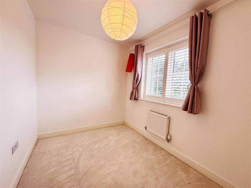 House in Reading, Beansheaf, Holybrook - View 4