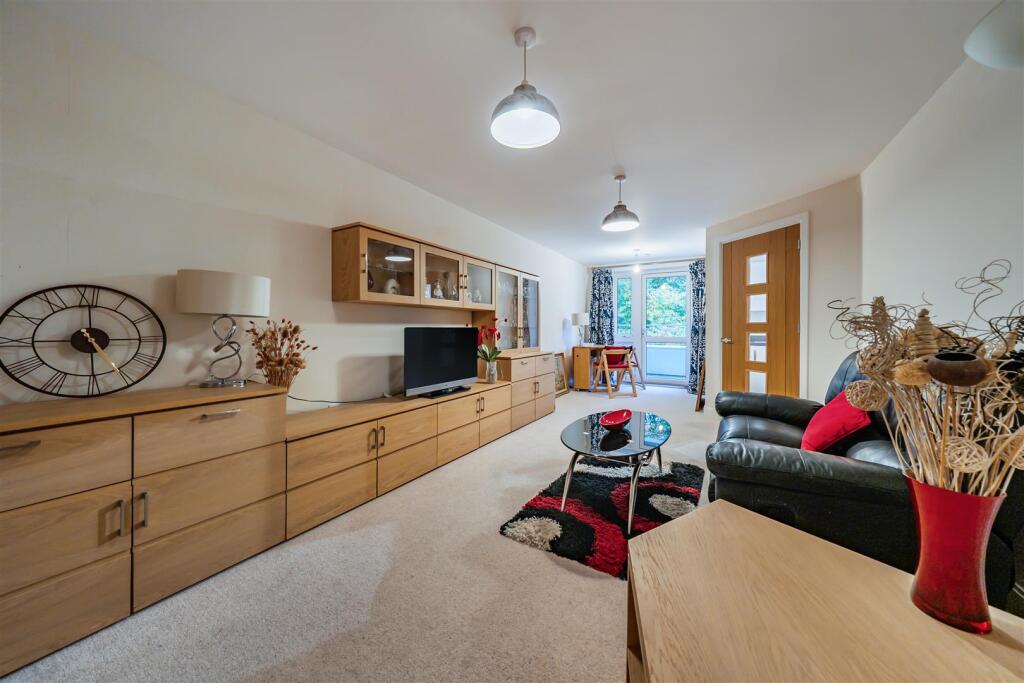 Bath Road, Devizes photo 5