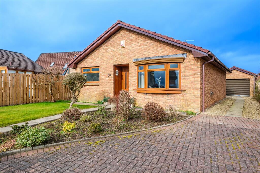 Main image of property: Hamilton Way, Stonehouse