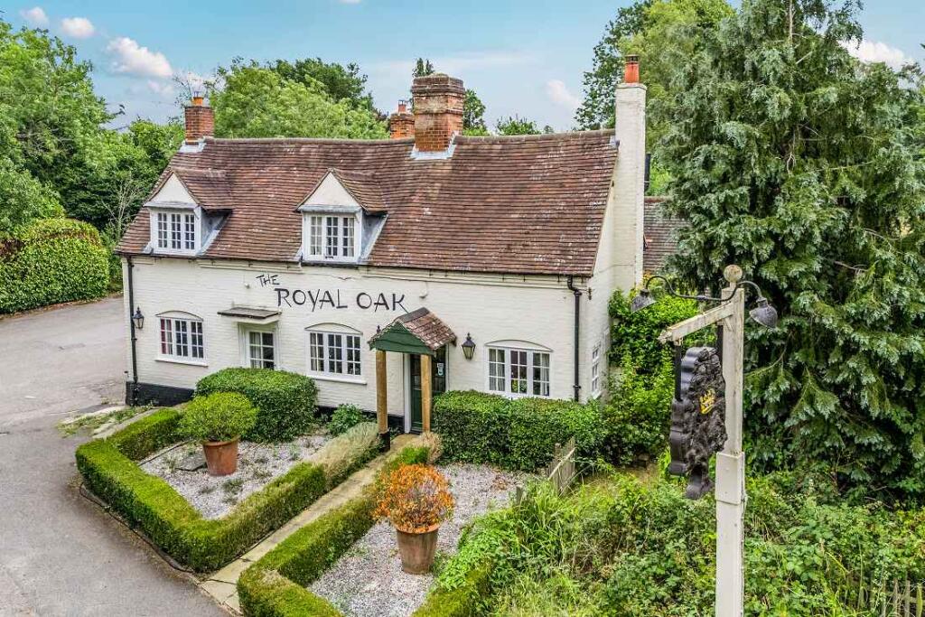 Main image of property: L-545256 - Royal Oak, Frieth Road, Marlow SL7 2JF