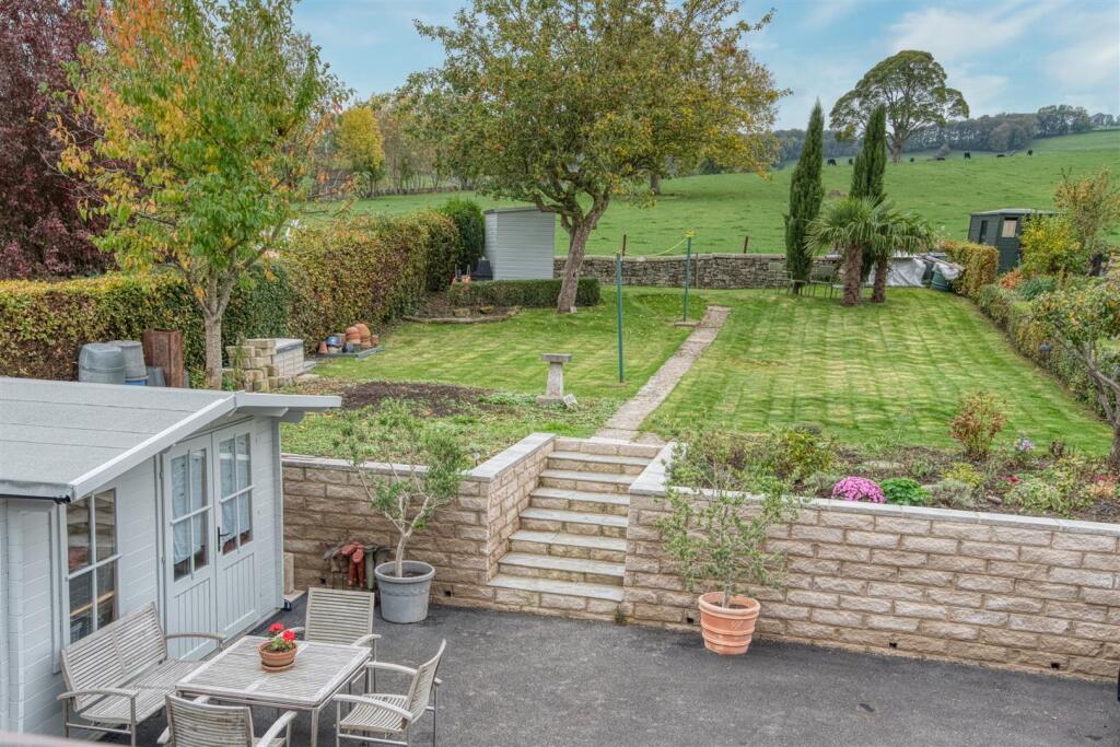 House in Derbyshire Dales, Bakewell - More