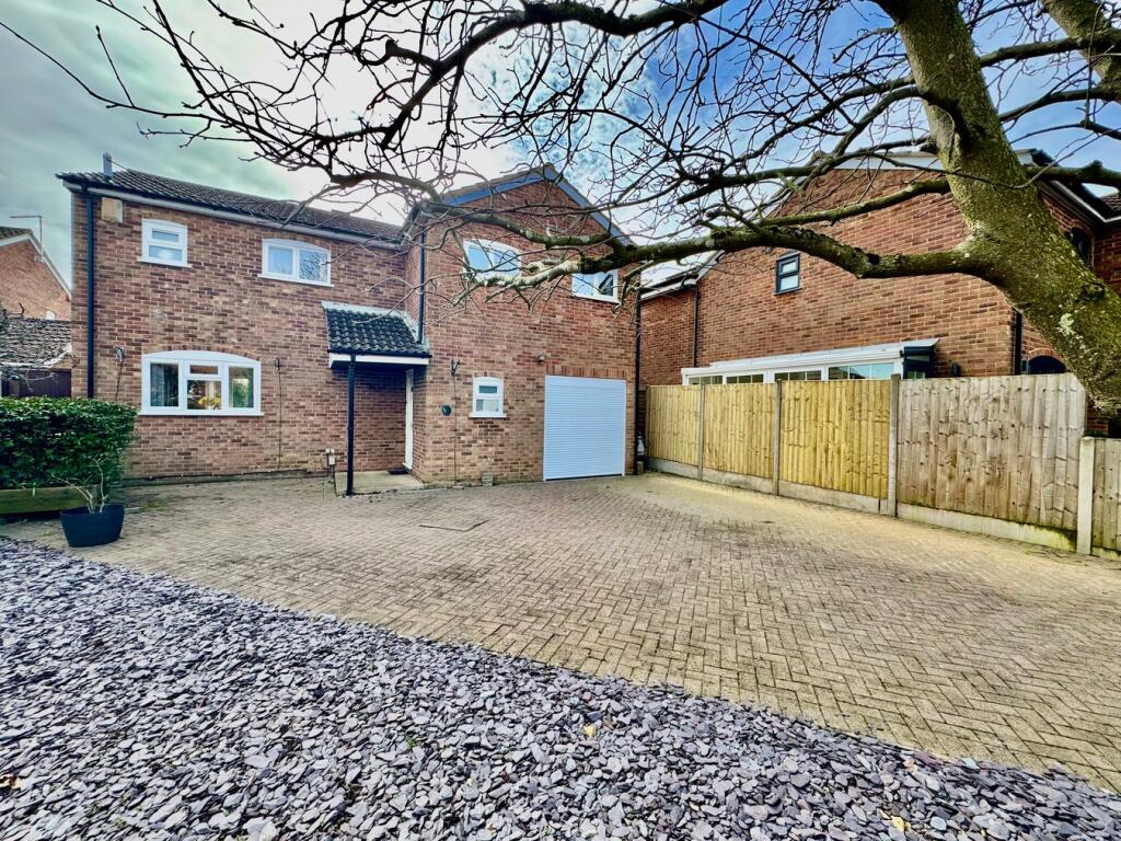 Main image of property: Mallows Drive, Raunds, Wellingborough, NN9