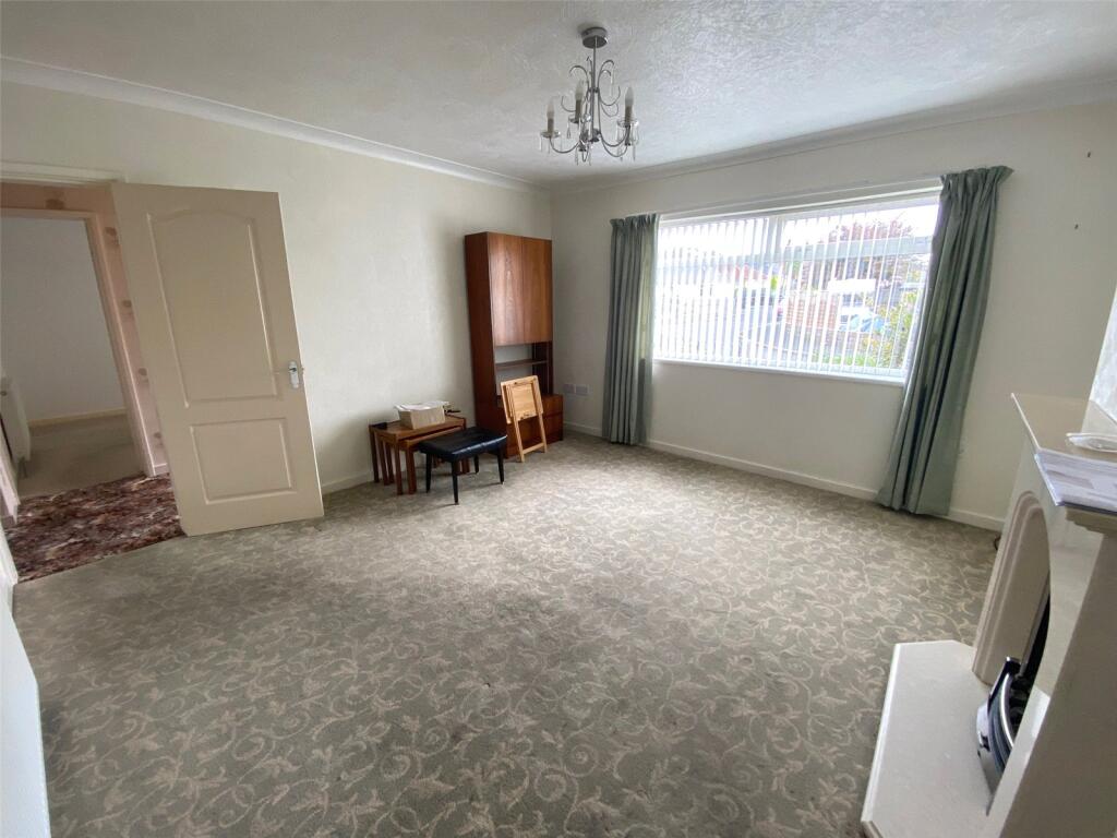 House in Lancaster - More