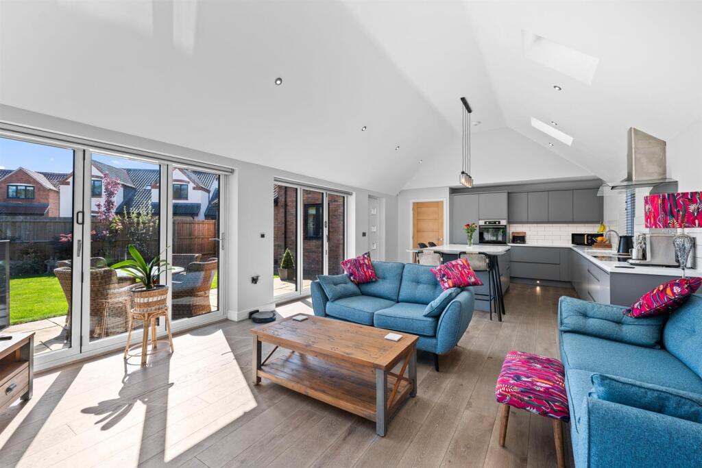 House in Melton, Bottesford - View 3