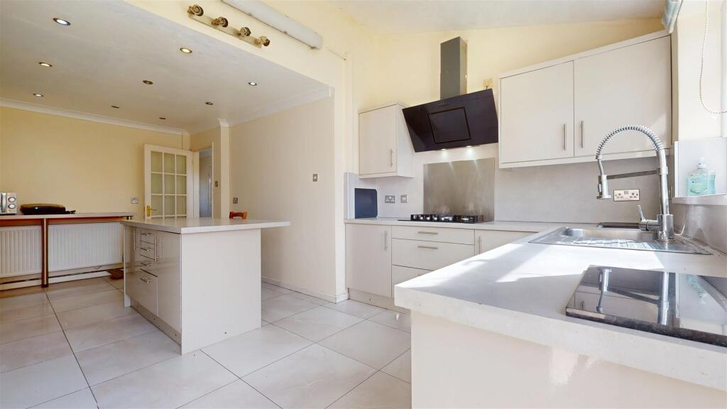 House in Milton Keynes - View 5
