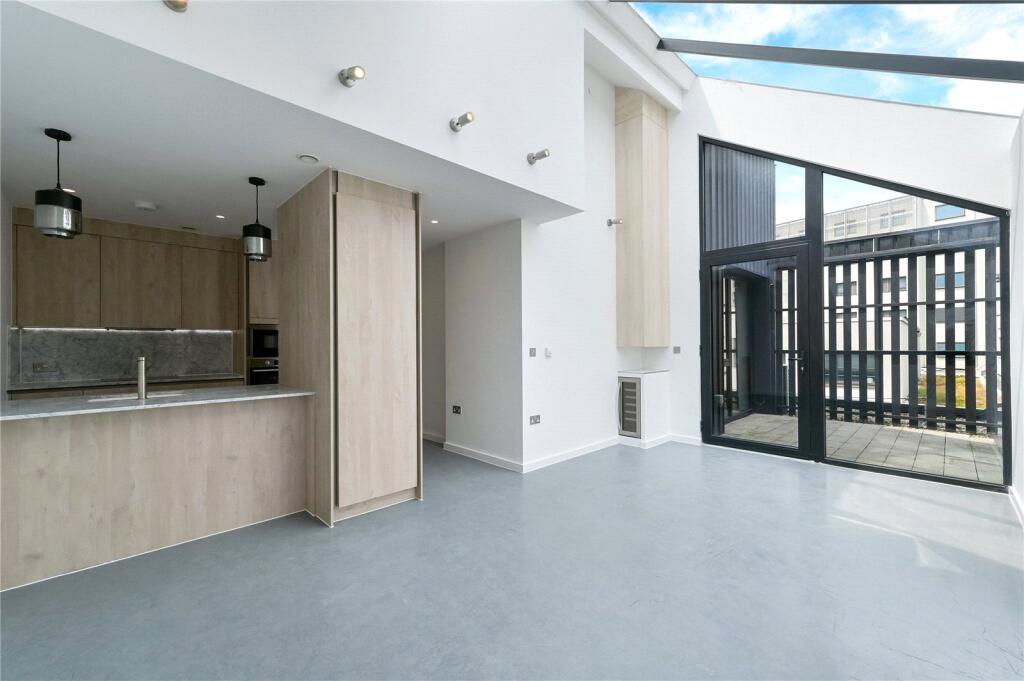 Apartment in London - View 4
