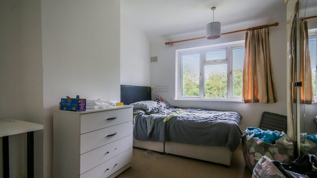 4 bedroom semi-detached house for rent