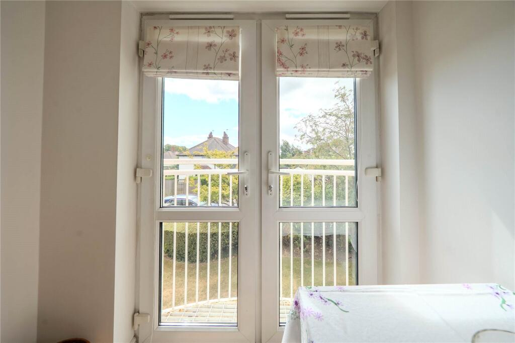 Apartment in Leeds - View 5