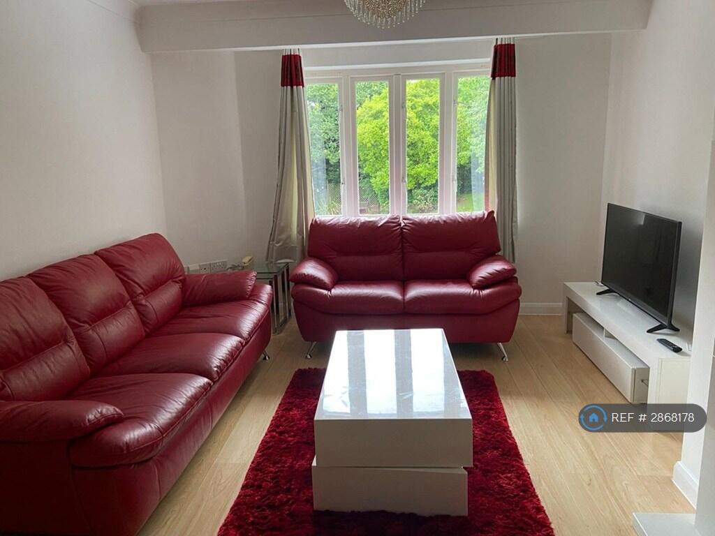 Main image of property: Roxborough Park, Harrow, HA1