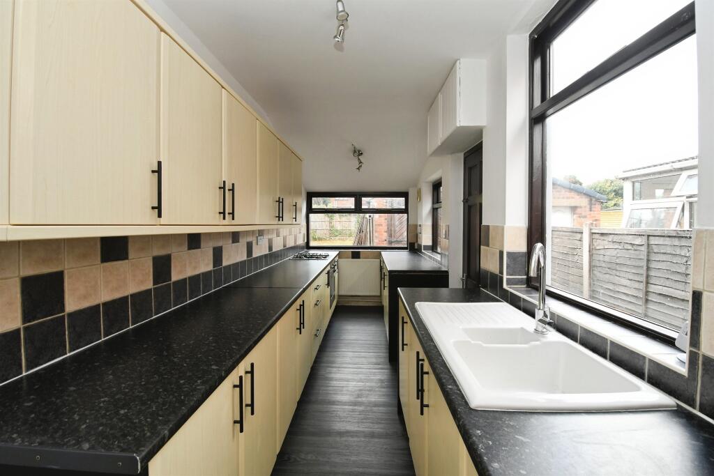 House in Doncaster, North Lincolnshire - View 2