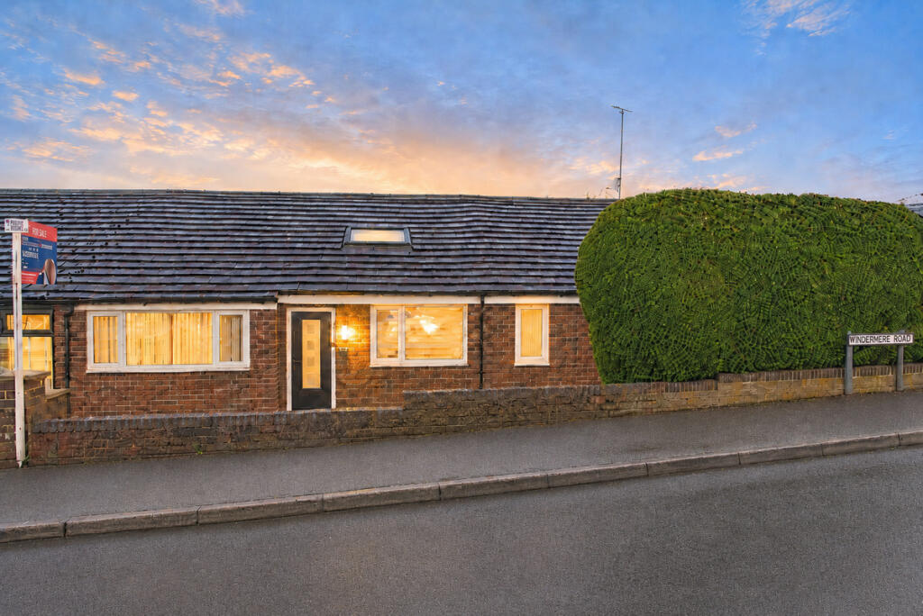 Main image of property: Windermere Road, Oldham, OL2