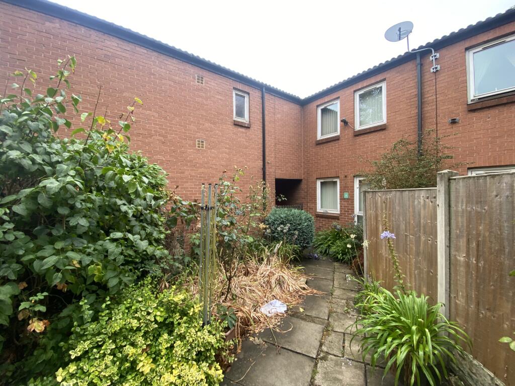 House in Sheffield - View 2