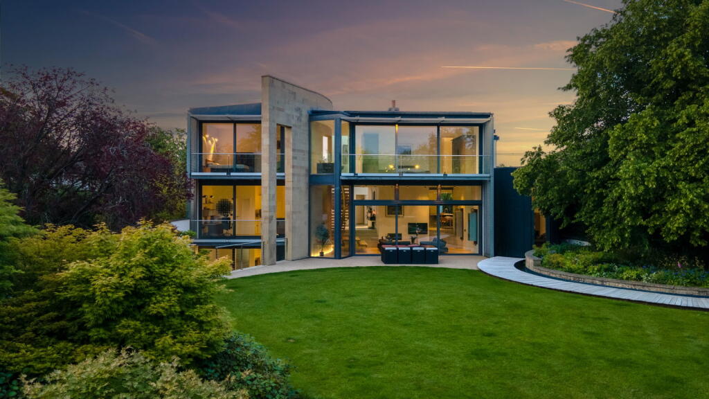 Main image of property: Rossett Drive, Harrogate, HG2