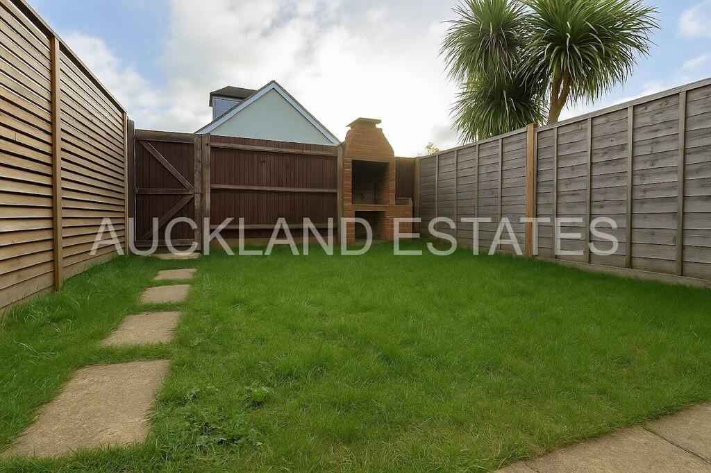 Additional image 22 of Dixons Hill Road, Welham Green