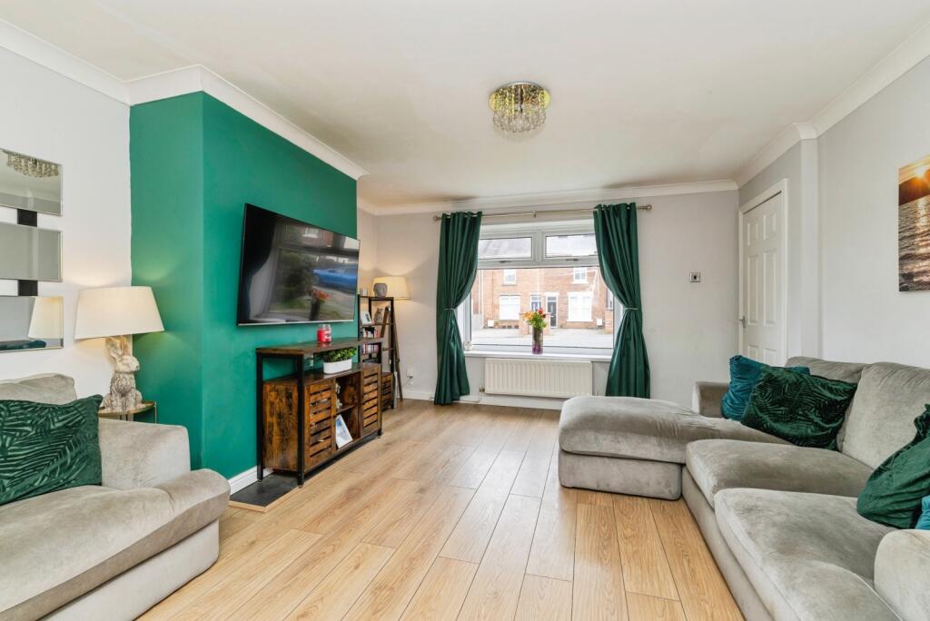 House in Houghton-le-Spring, Lambton, Woodstone Village - View 2