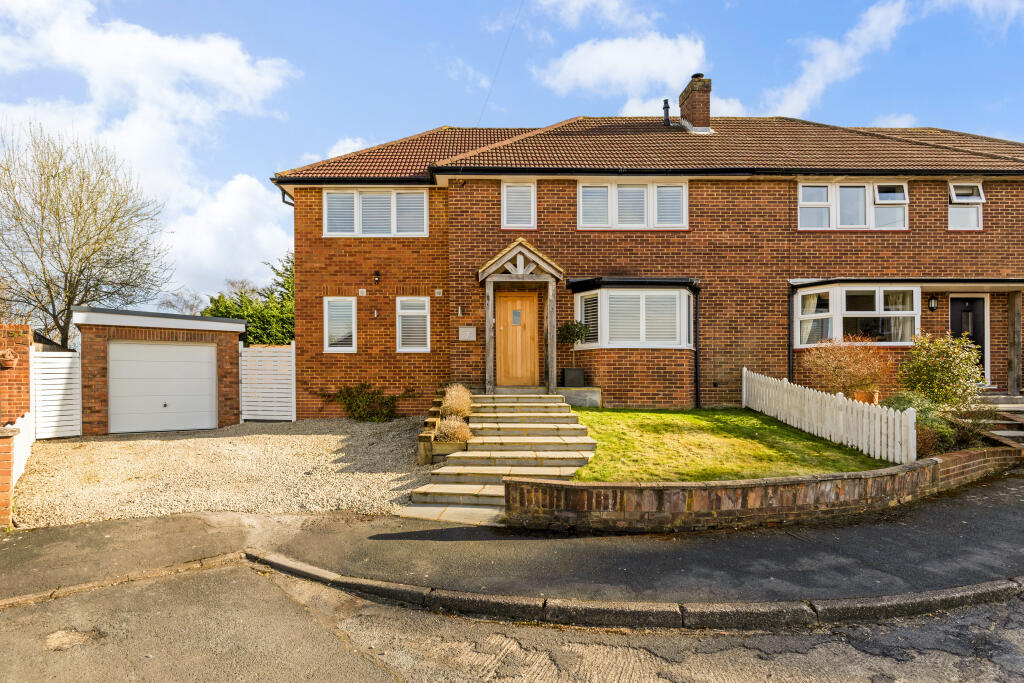 Main image of property: Coxborrow Close, Cookham, SL6