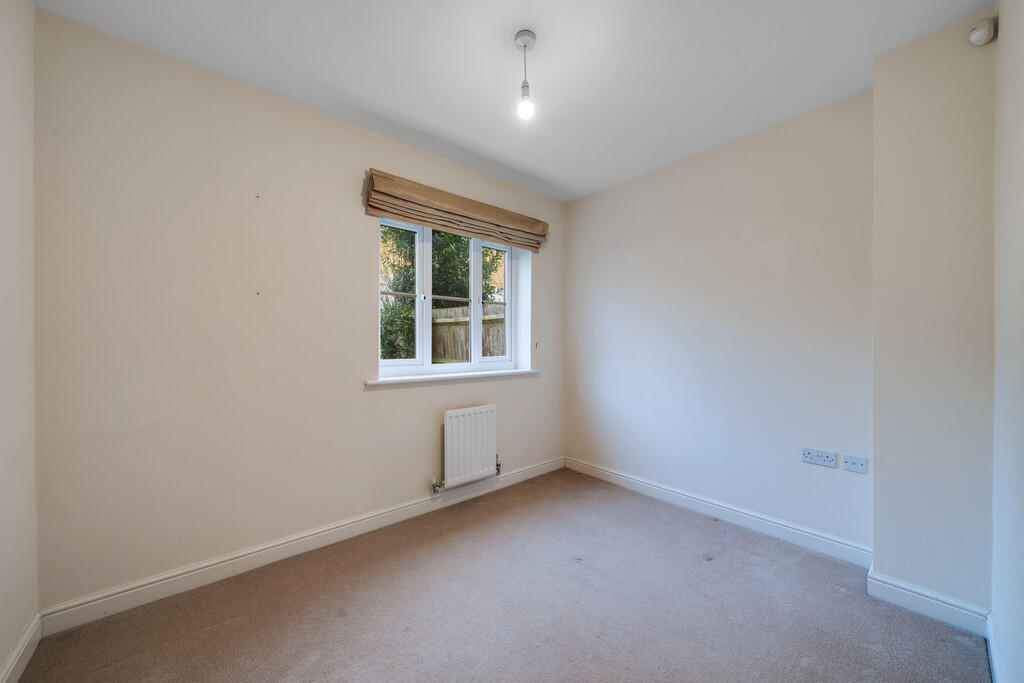House in Bromley - View 5