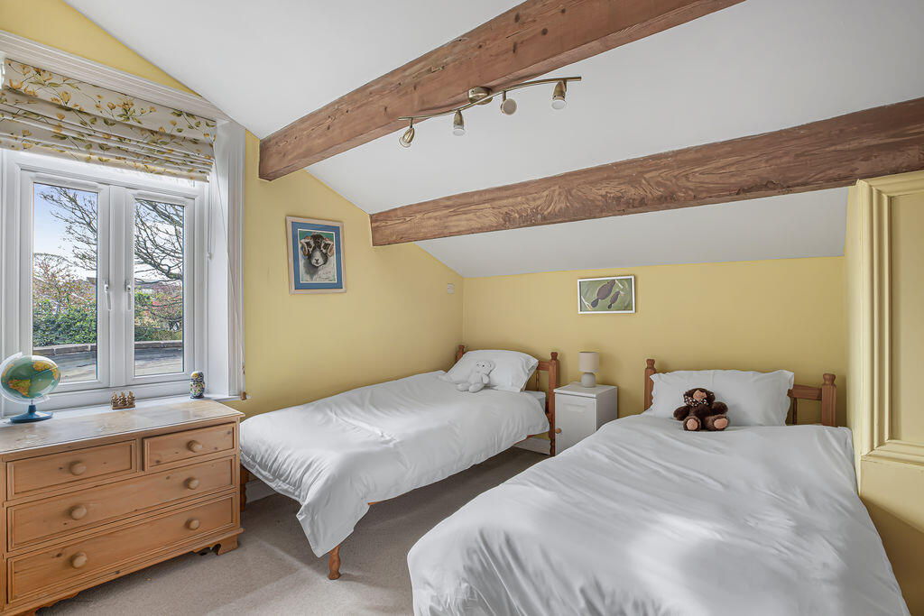 Additional image 18 of Glen Road, Eldwick