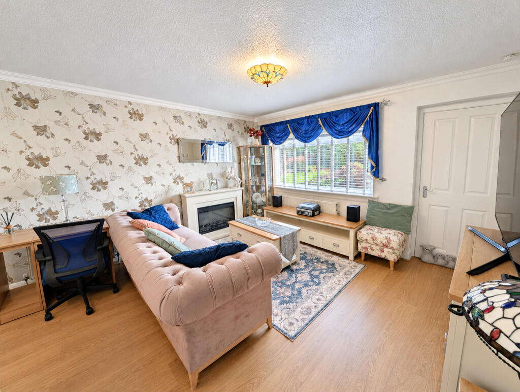 38 Craigspark, Ardrossan, KA22 7PS photo 3