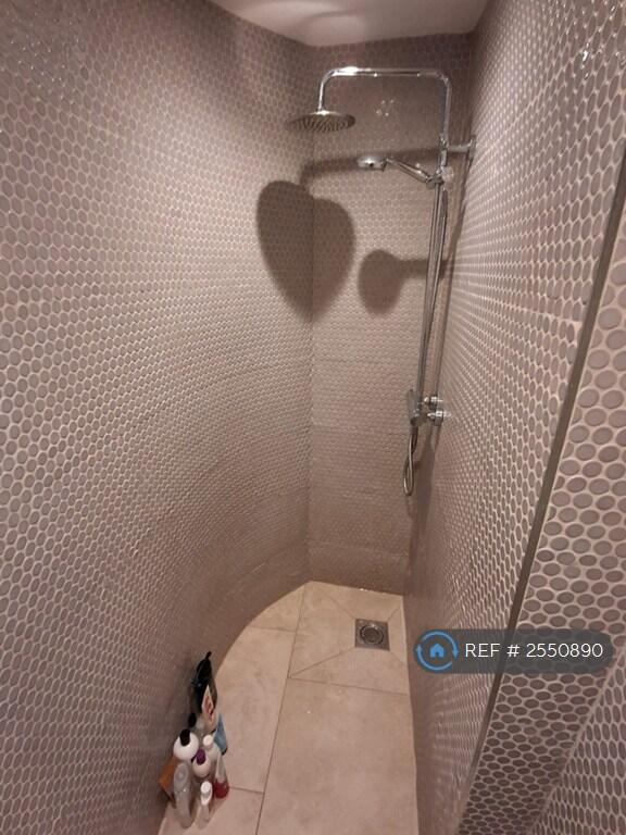 Apartment in Bath - View 4