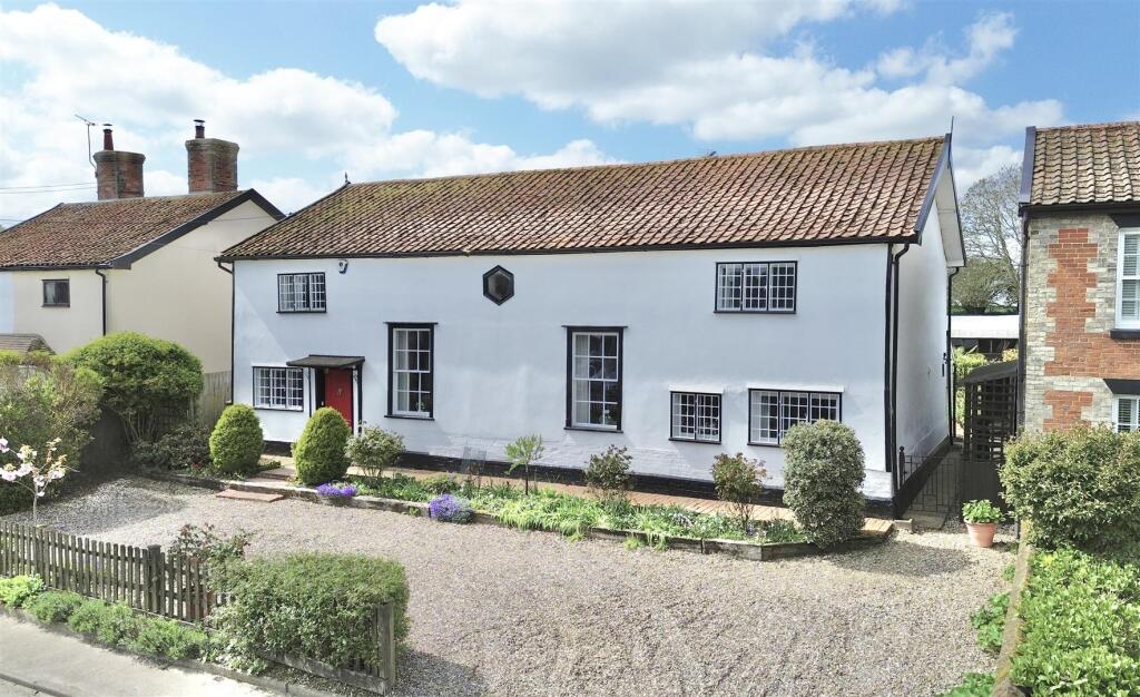 Main image of property: The Street, Hepworth