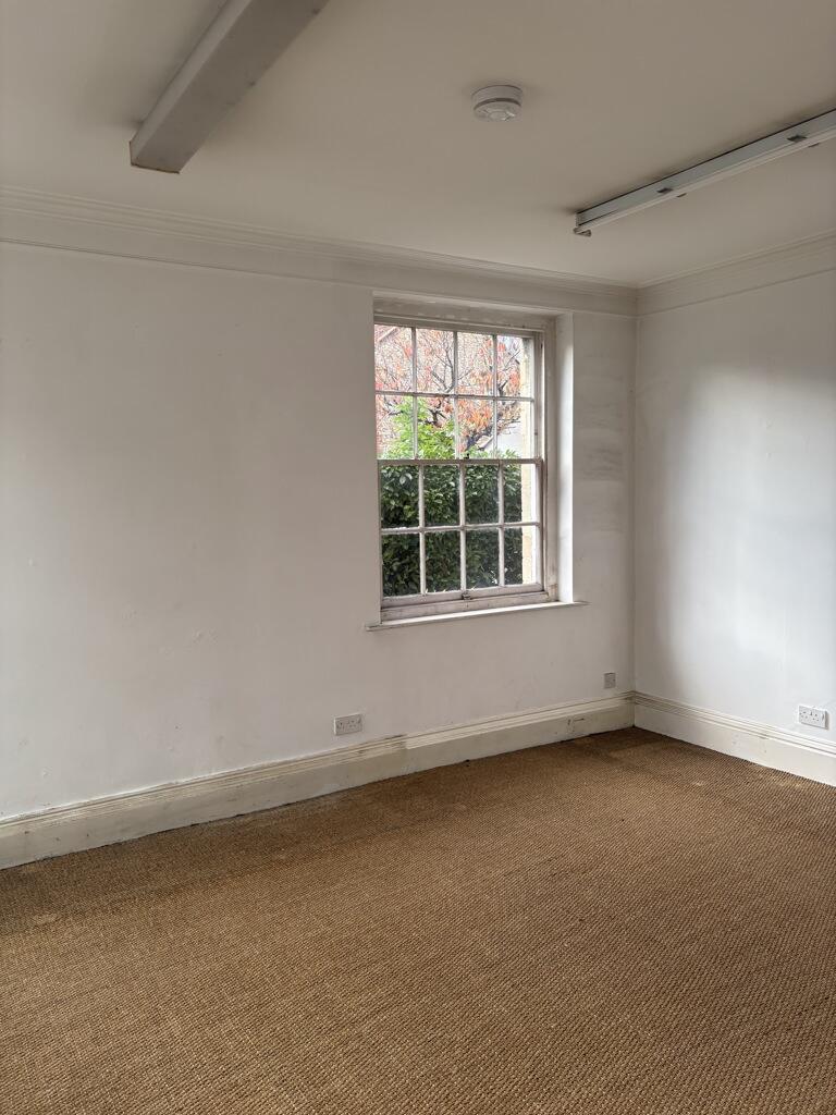 Additional image 2 of 42 George Street, Warminster, Wiltshire, BA12 8QB