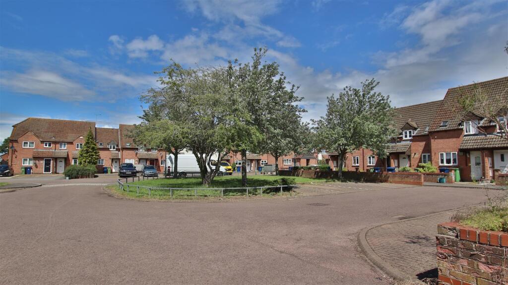 House in Tewkesbury, Northway - More
