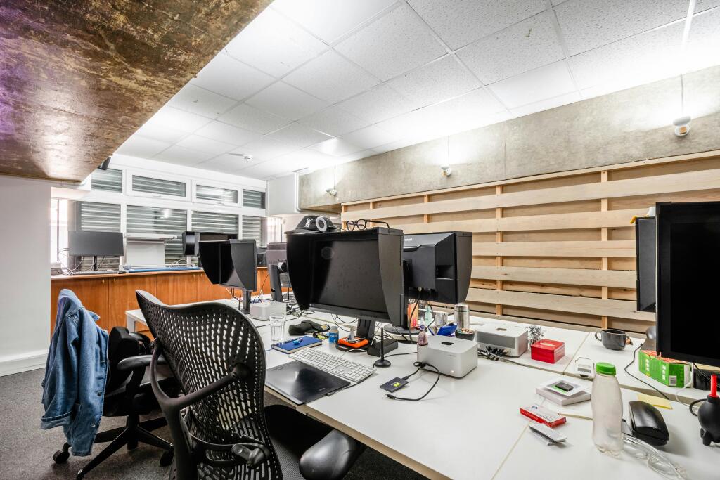 Oakwood House U1 - Low Res 6.jpg