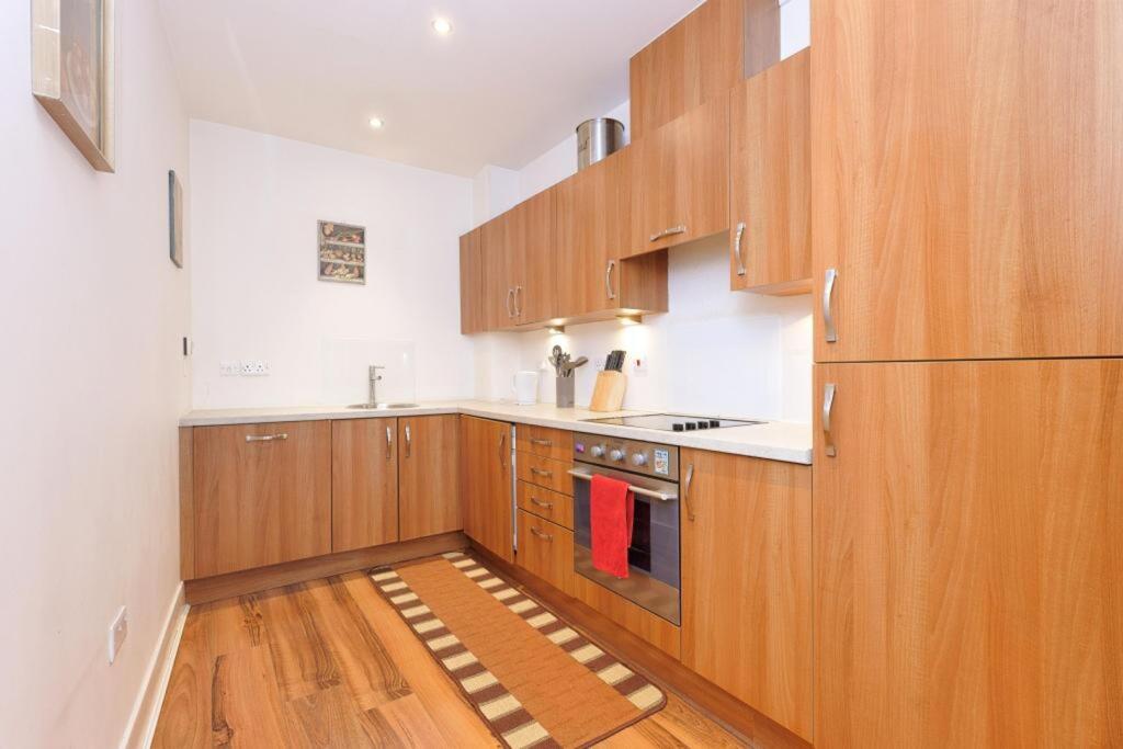 Apartment in Glasgow - View 4