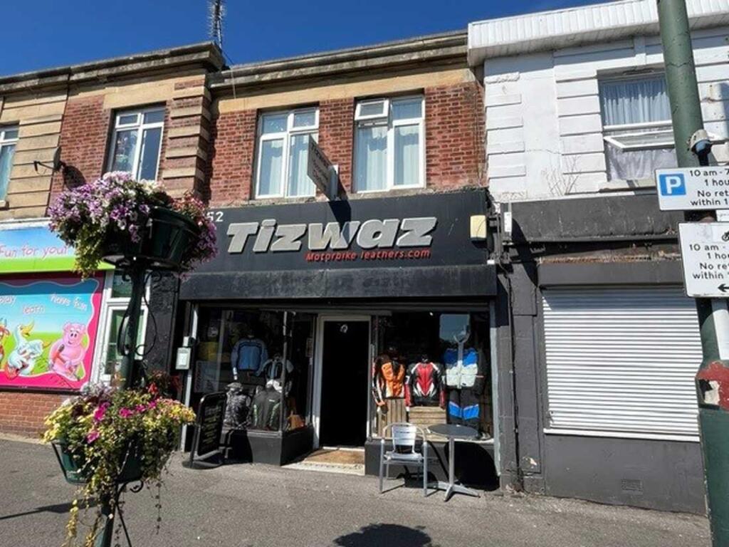 Main image of property: 652-652a Wimborne Road, Bournemouth, BH9 2EH