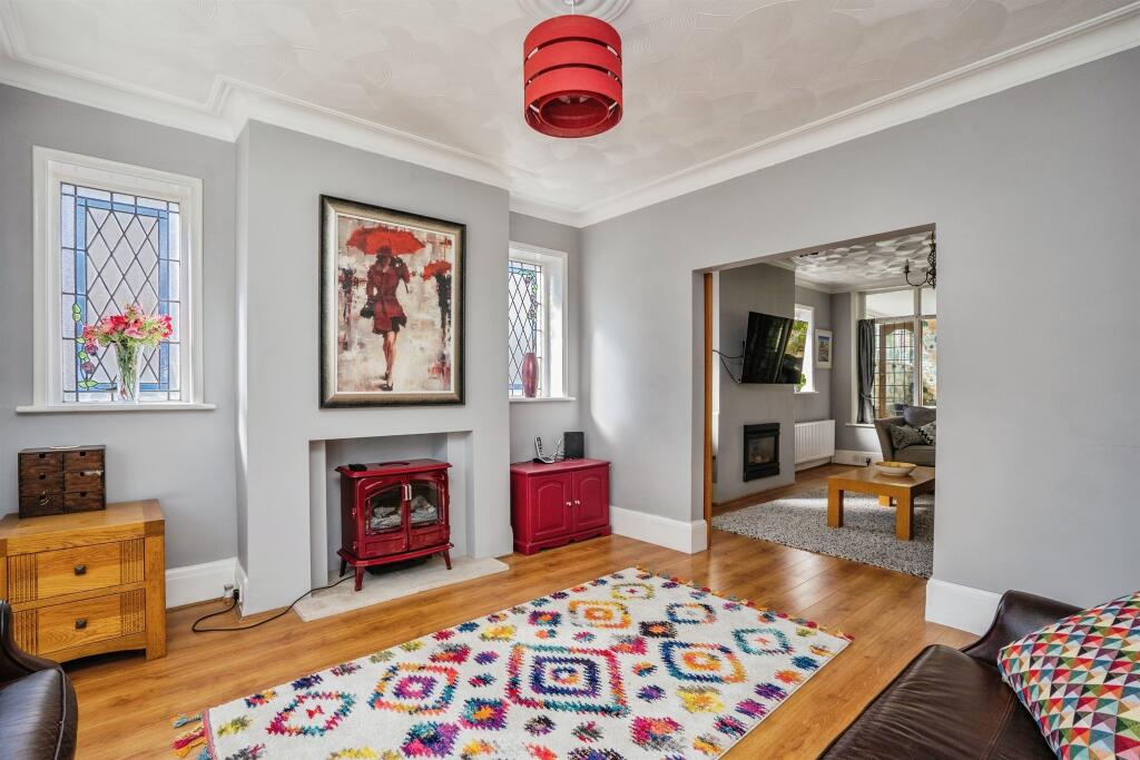 House in Portsmouth - View 3