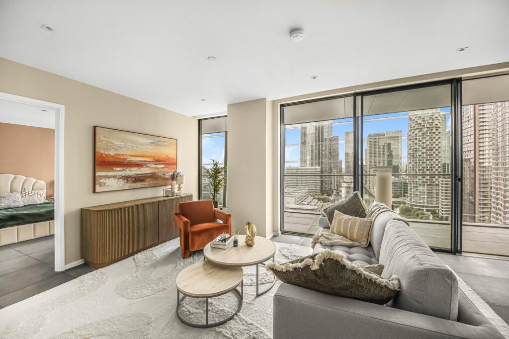 Main image of property: Dollar Bay Point, 
3 Dollar Bay Place, E14