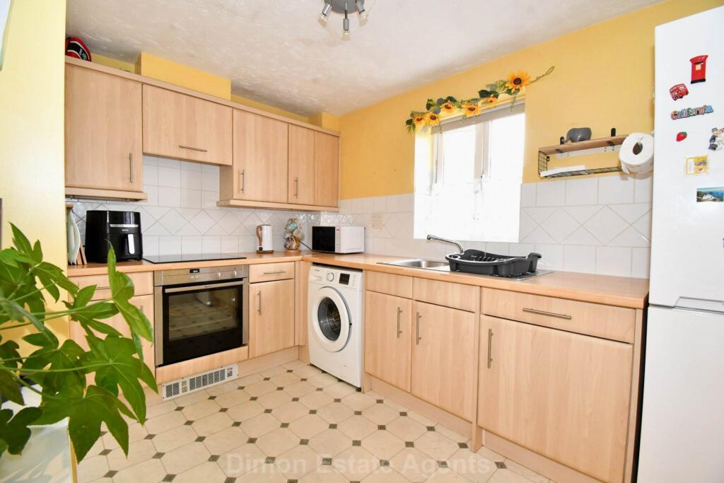 Apartment in Portsmouth - More