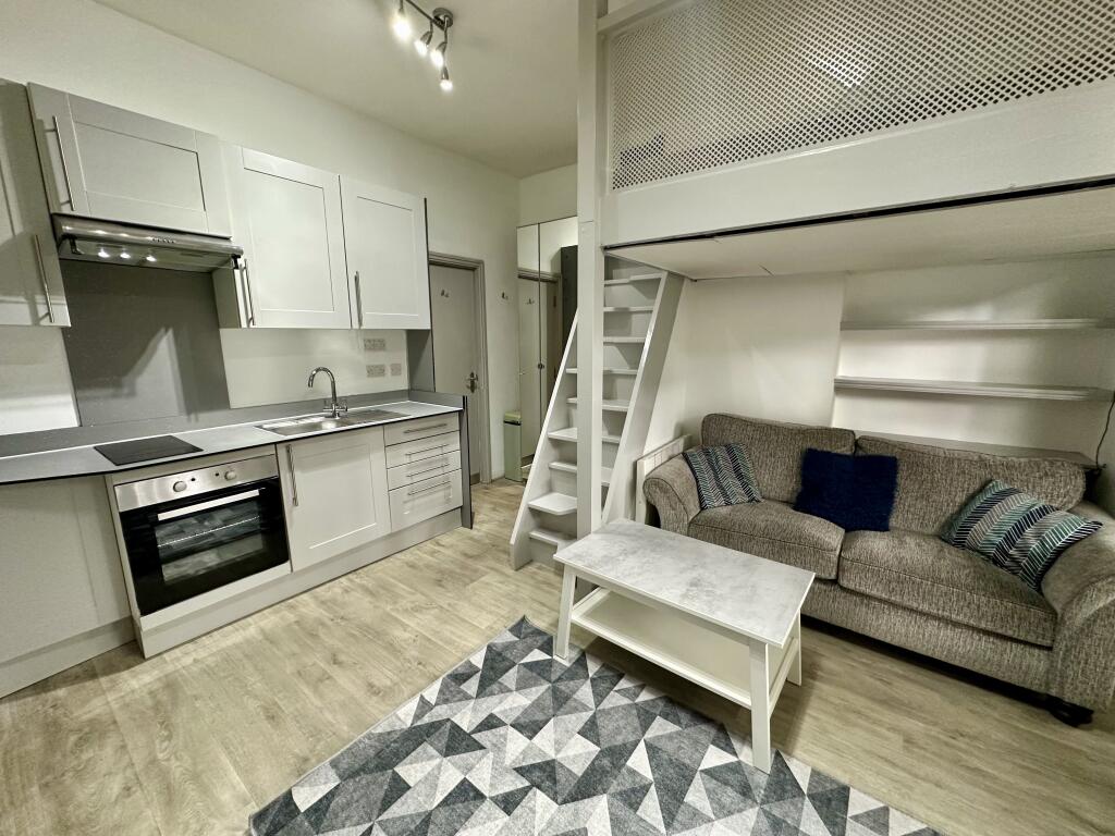 1 bedroom ground floor flat for rent