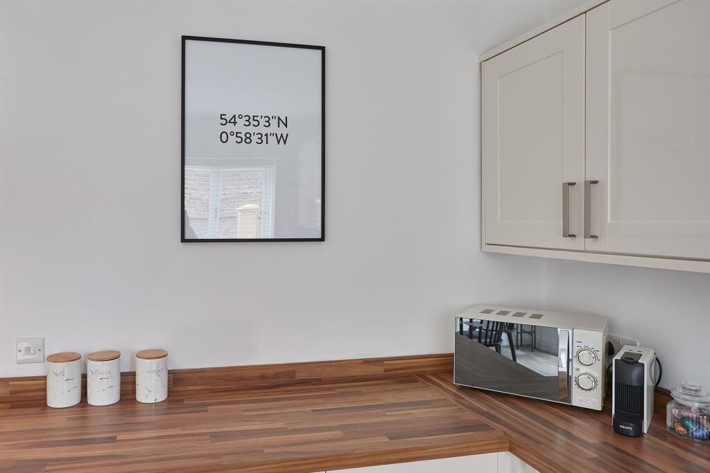 House in Stockton-on-Tees - More