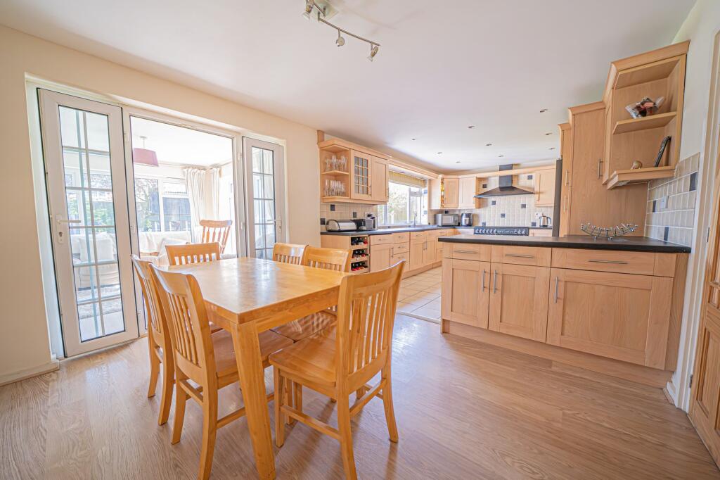 House in Solihull, West Midlands - View 2