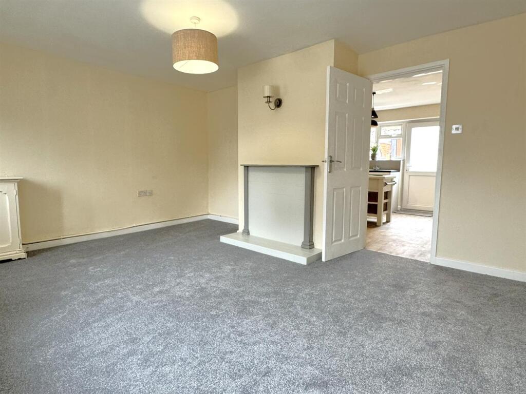 Willow Street, Ellesmere. photo 3