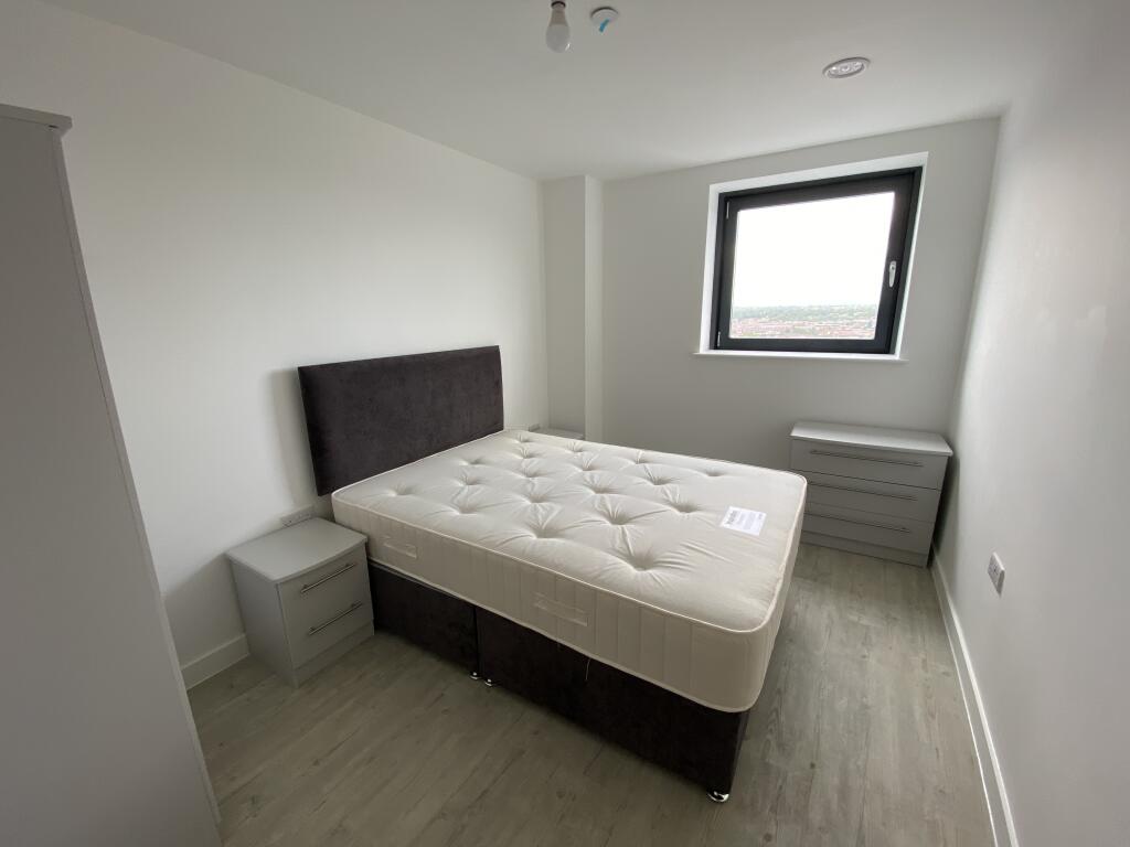 Apartment in Manchester - View 3