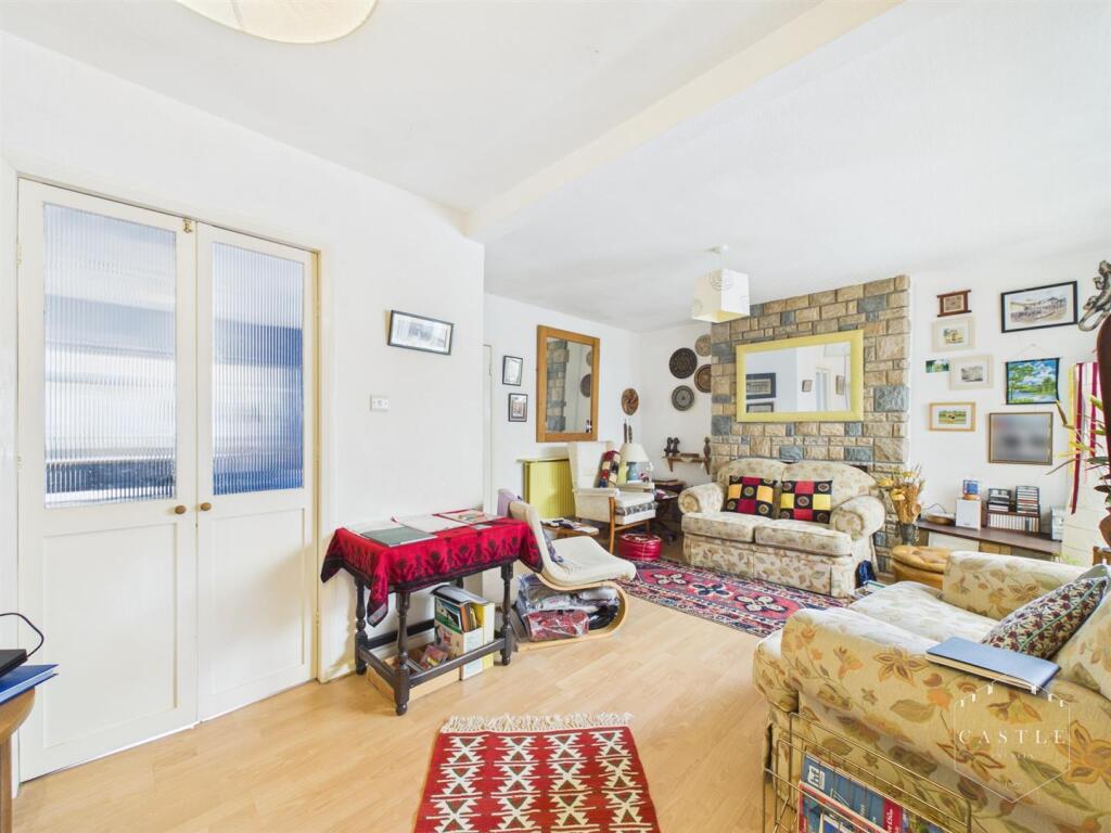 House in Hinckley and Bosworth, Earl Shilton - View 2