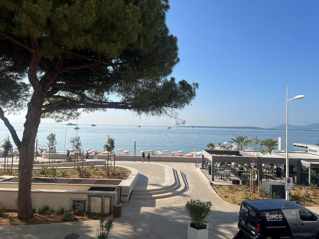 Main image of property: Juan-les-Pins, Alpes-Maritimes, Provence-Alps-Cote d`Azur