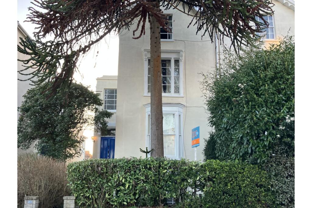 Main image of property: 97 Hampton Road, Bristol, BS6