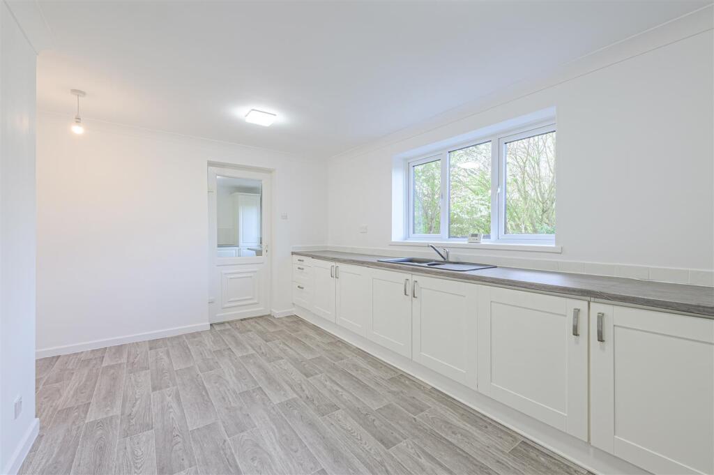 Additional image 9 of 75 Falcon, Wilnecote, B77