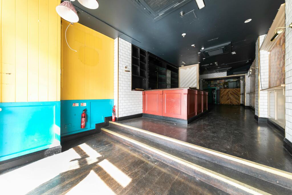 43 Essex Road -3.jpg