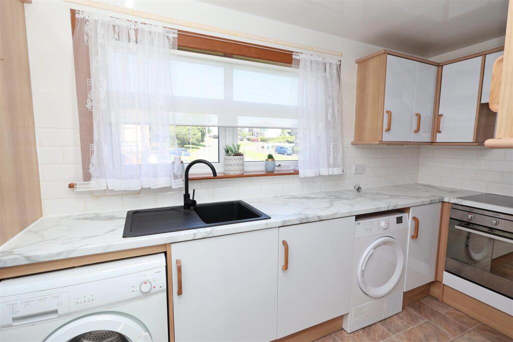 Apartment in Paisley - More