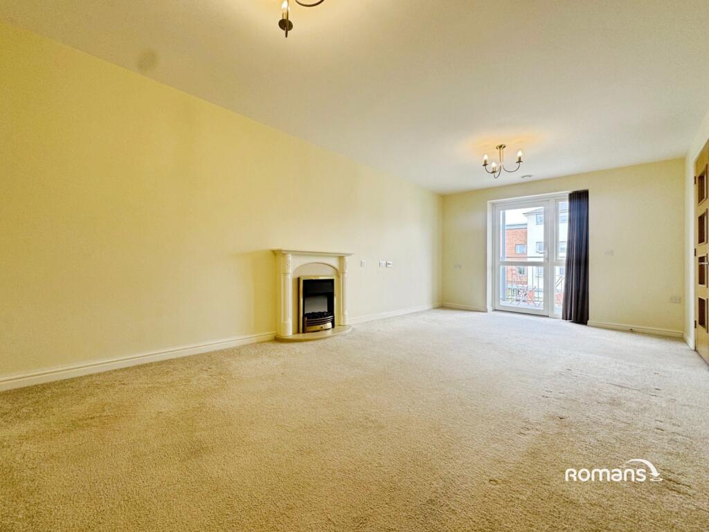 Apartment in Basingstoke, Kings Furlong - View 3