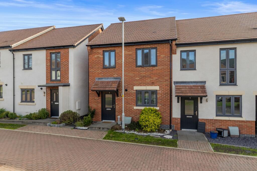 Main image of property: Buzzard Crescent, Malvern, Worcestershire, WR14 2FP