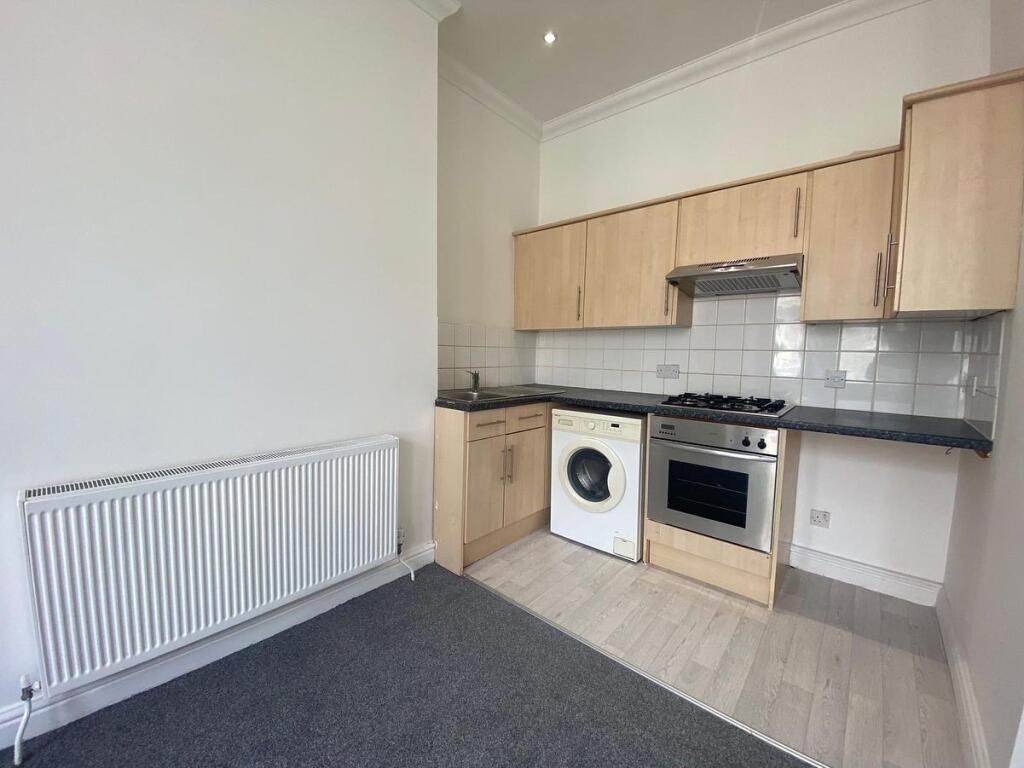 Apartment in Portsmouth - View 3