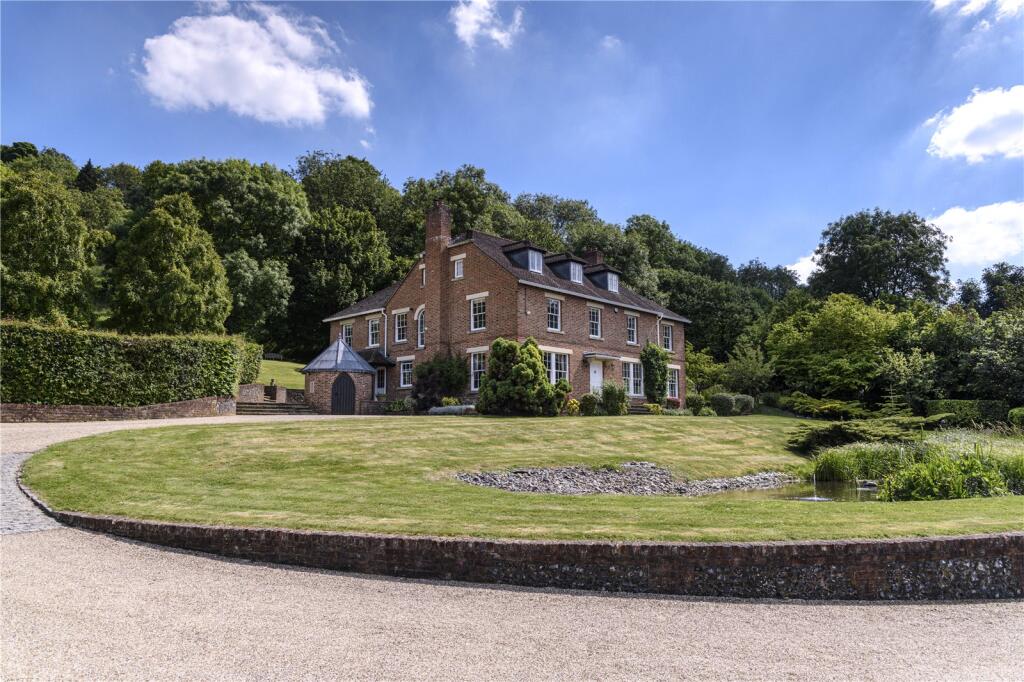 Main image of property: Chinnor Hill, Chinnor, Oxfordshire, OX39