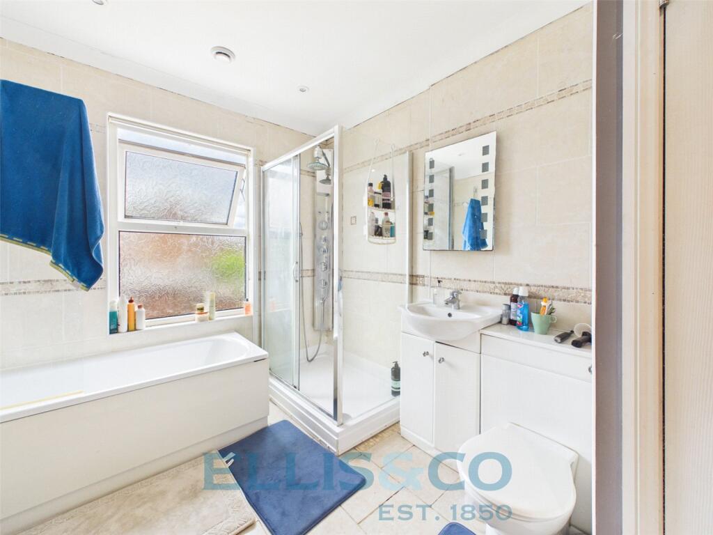 House in Tonbridge - View 5