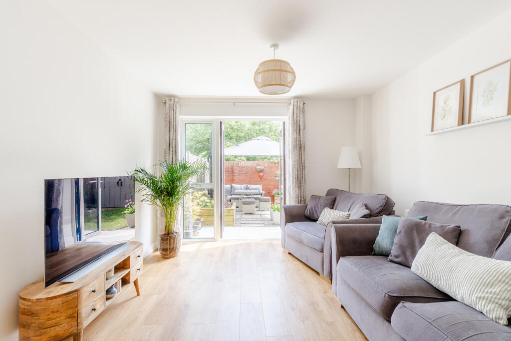 Apartment in Bristol, Baltic Wharf, Spike Island - More